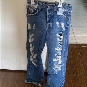 Carmar distressed jeans